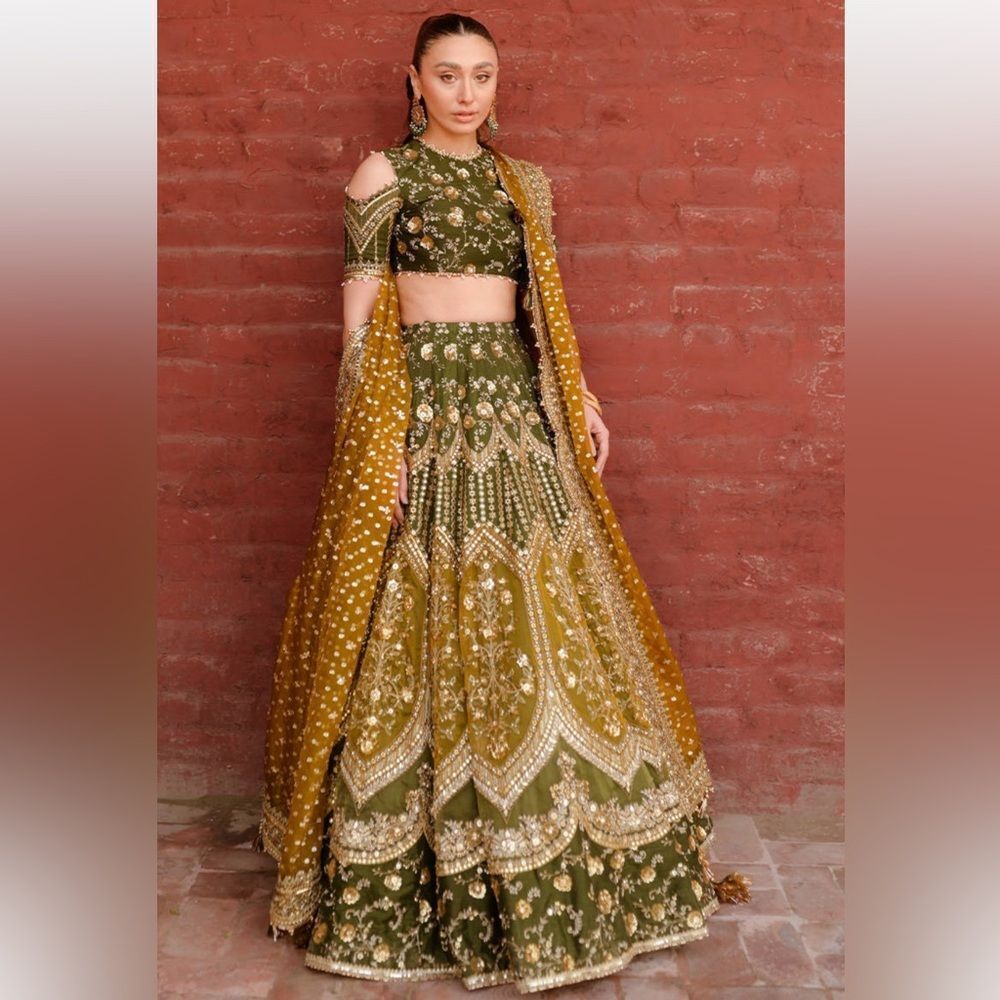MOHSIN NAVEED RANJHA COUTURE PAKISTANI AUTHENTIC DESIGNER WEDDING FORMAL DRESS - Picture 6 of 14